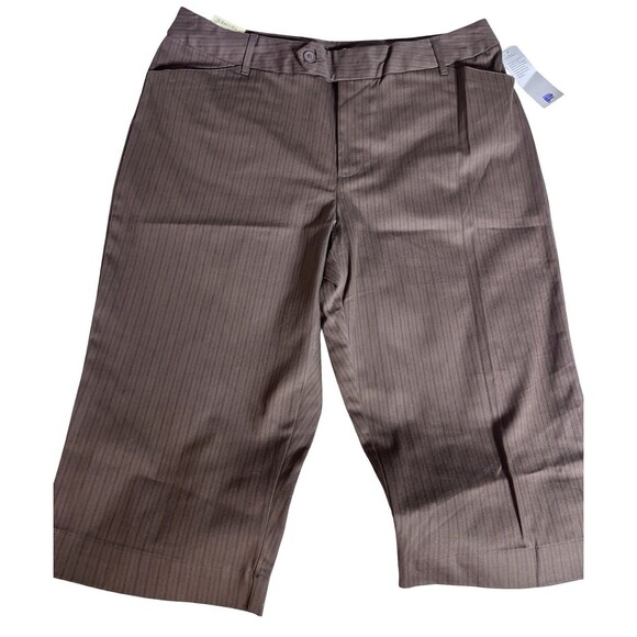 St Johns Bay Womens Stretch Brown Bermuda Shorts Size 16 Petite New - Picture 1 of 13